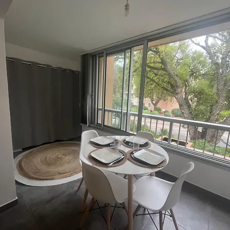 Grand Au Bord De Appartement *